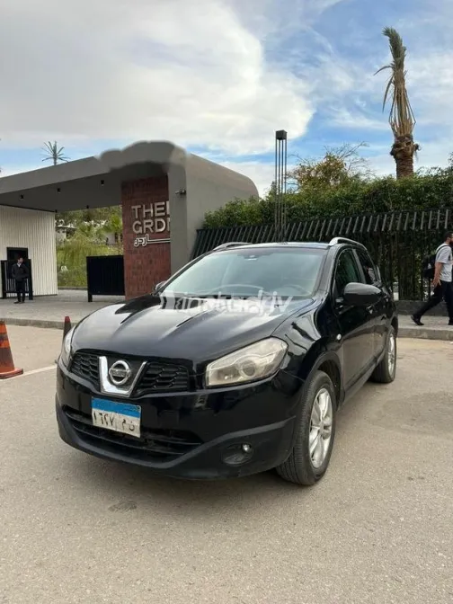 Nissan Qashqai 2014 Black Used for Sale - 2