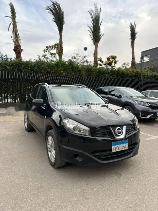 Nissan Qashqai 2014 Black Used for Sale - 3
