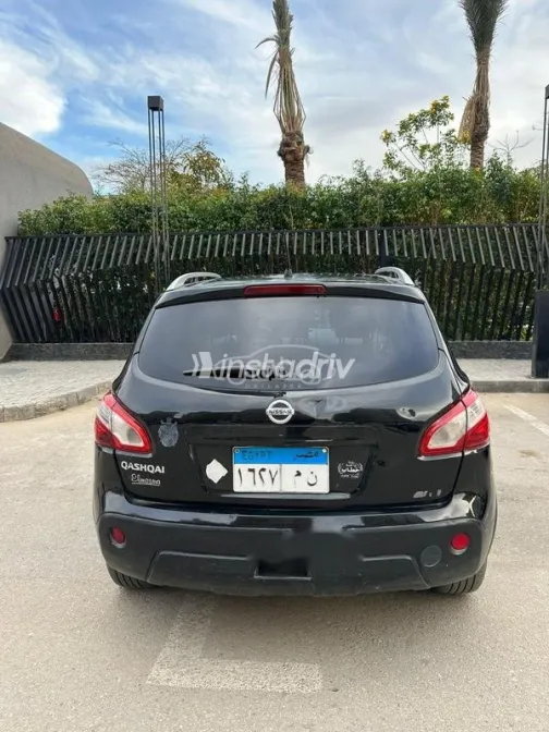 Nissan Qashqai 2014 Black Used for Sale - 7