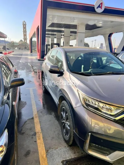 Honda CRV 2022 White Used for Sale - 2