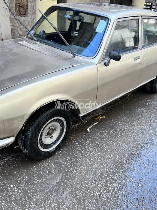Peugeot 504 1979 Gold Used for Sale - 2