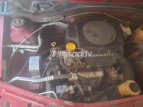 كيا سيفيا 2001 أزرق غامق مستعملة للبيع - 9