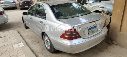 مرسيدس 180 2002 فضي مستعملة للبيع - 2