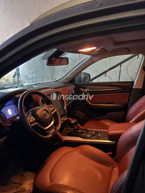 بريليانس V6 2021 أبيض مستعملة للبيع - 5