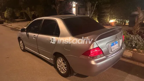 Mitsubishi Lancer 2004 White Used for Sale - 3