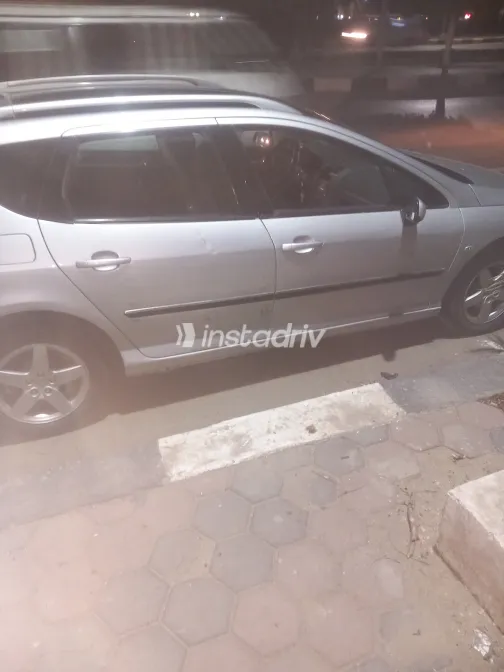 بيجو 407 2007 أبيض مستعملة للبيع - 2