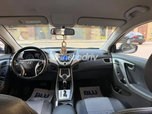 Hyundai Avante 2012 White Used for Sale - 1