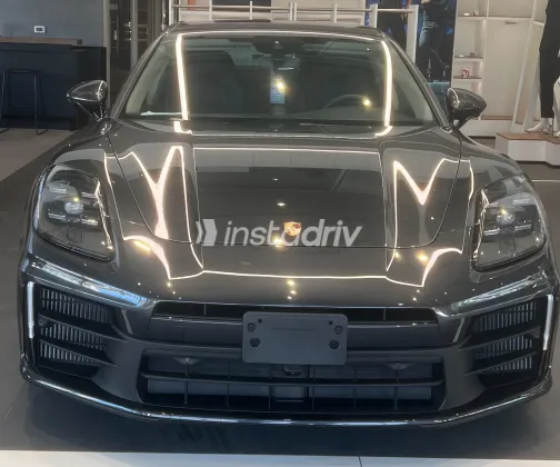 بورش باناميرا 2024 أبيض مستعملة للبيع - 2