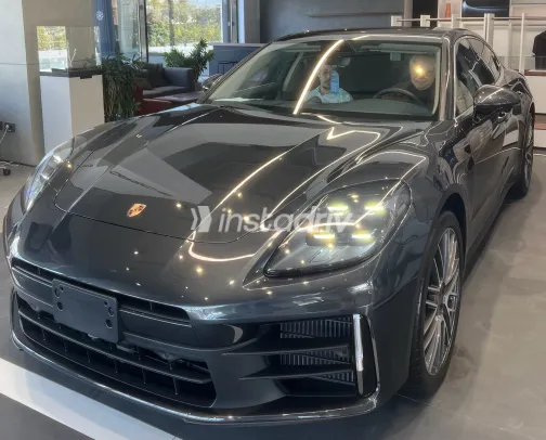 بورش باناميرا 2024 أبيض مستعملة للبيع - 4