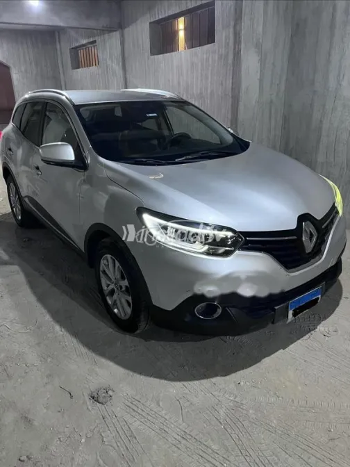 Renault Kadjar 2017 Silver Used for Sale - 4