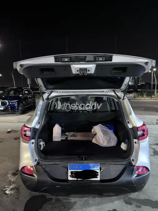 Renault Kadjar 2017 Silver Used for Sale - 7