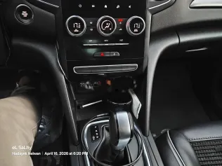 رينو ميجان 2022 أبيض مستعملة للبيع