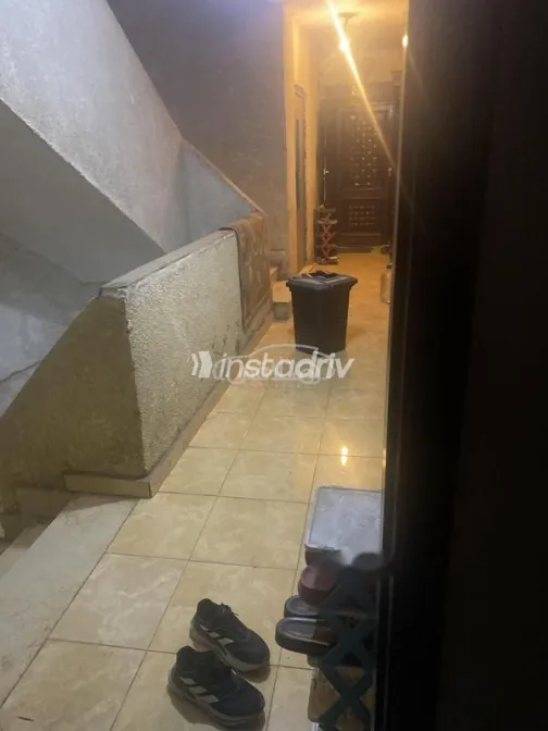 مرسيدس 200 2008 أسود مستعملة للبيع - 1