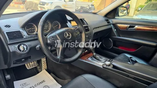 مرسيدس 200 2008 أسود مستعملة للبيع - 3