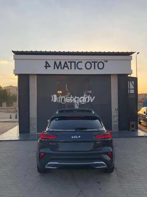 Kia Xceed 2024 Gray Used for Sale - 3