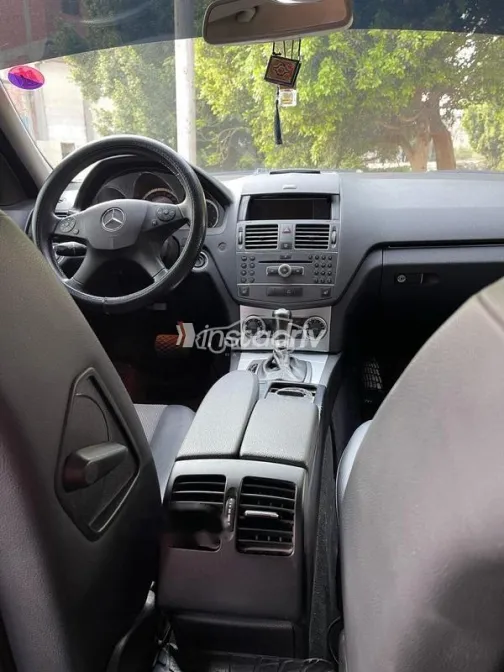 Mercedes C 180 2010 Dark Gray Used for Sale - 8
