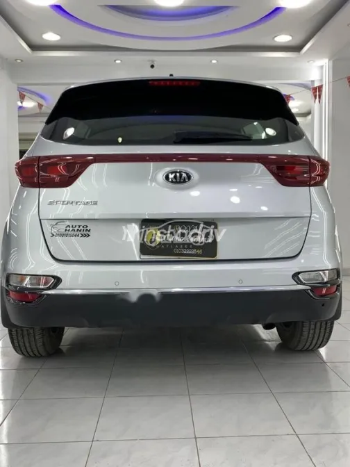 كيا سبورتاج 2021 أبيض مستعملة للبيع - 3