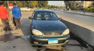 دايو لانوس 1997 أخضر غامق مستعملة للبيع