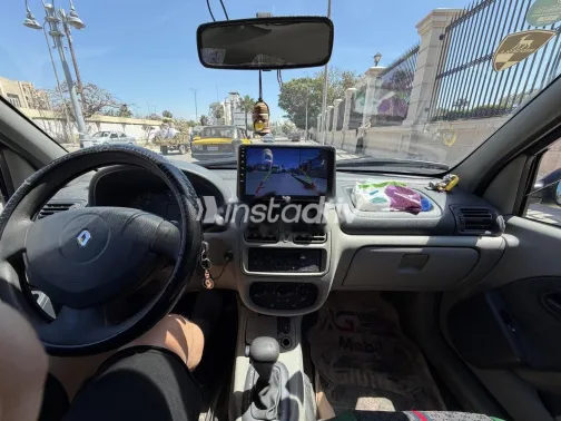 رينو كليو 2006 أزرق غامق مستعملة للبيع - 7