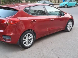 Kia Ceed 2017 Red Used for Sale