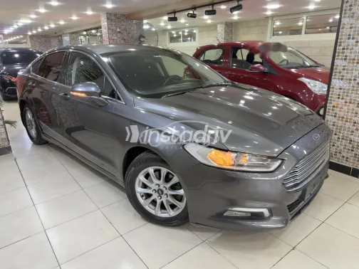 فورد فيوجن 2017 رمادي مستعملة للبيع - 3