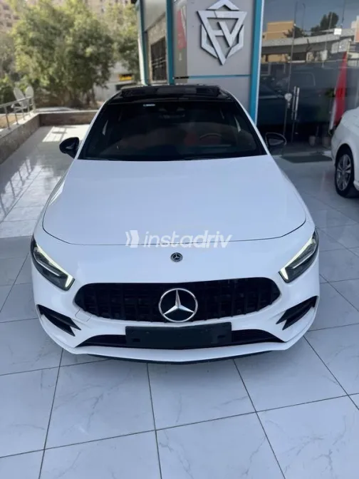 مرسيدس A 200 2019 أبيض مستعملة للبيع - 1