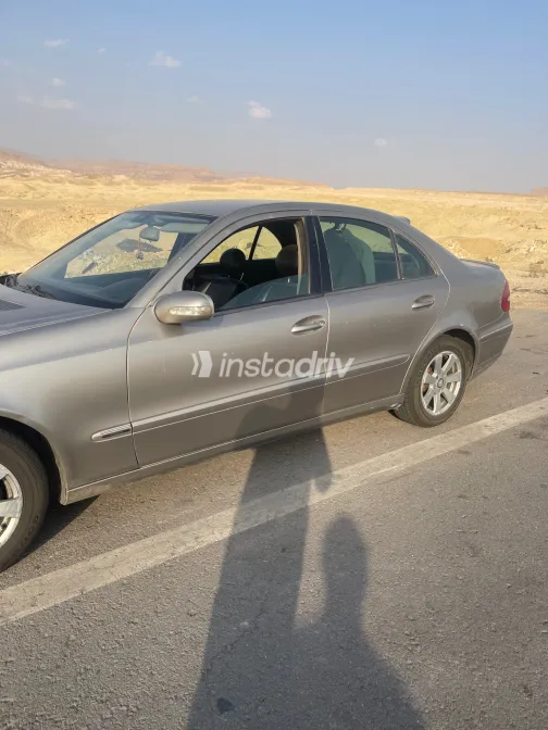 Mercedes E 200 2004 White Used for Sale - 6