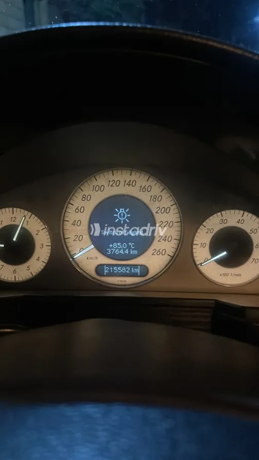 Mercedes E 200 2004 White Used for Sale - 7