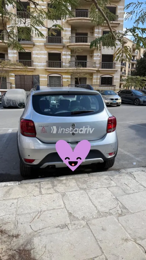 رينو سانديرو  ( ستيب  واى ) 2020 أبيض مستعملة للبيع - 1