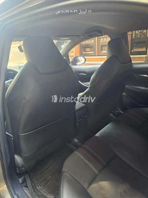 Toyota Corolla 2021 White Used for Sale - 1