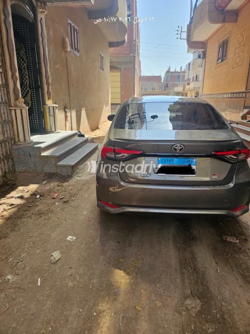 Toyota Corolla 2021 White Used for Sale - 5