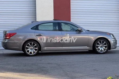 Hyundai Centennial 2013 Gray Used for Sale - 4