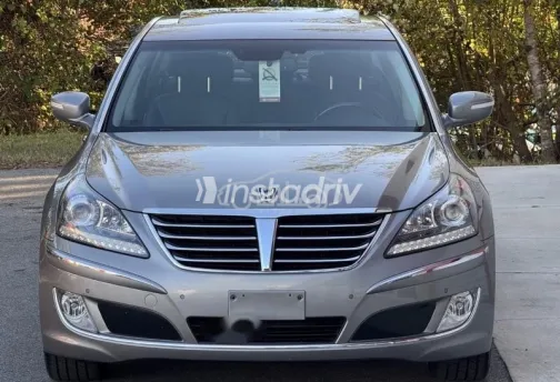 Hyundai Centennial 2013 Gray Used for Sale - 7