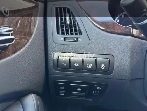 Hyundai Centennial 2013 Gray Used for Sale - 8