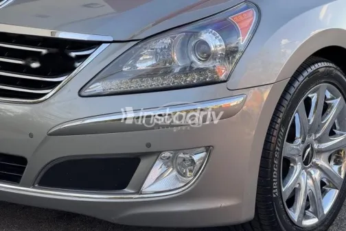 Hyundai Centennial 2013 Gray Used for Sale - 10