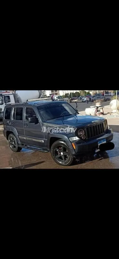 Jeep Liberty 2010 Black Used for Sale - 2