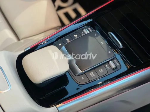 مرسيدس B 180 2020 أسود مستعملة للبيع - 6