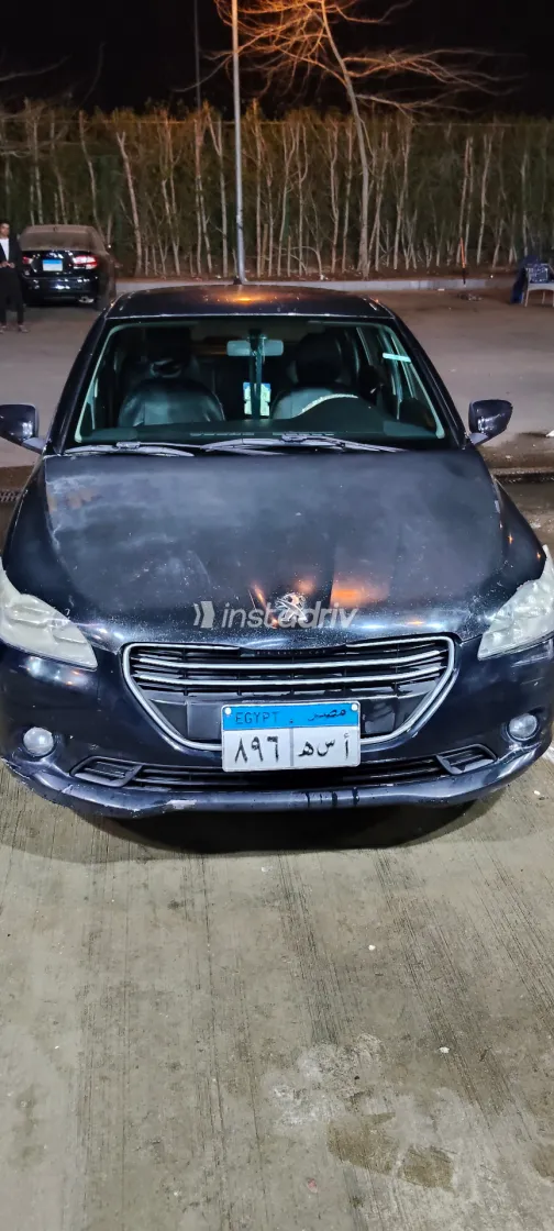 Peugeot 301 2015 White Used for Sale - 2