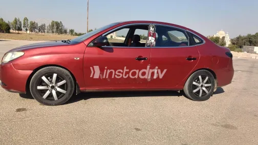 هيونداي إلنترا اتش دى 2008 أحمر غامق مستعملة للبيع - 1