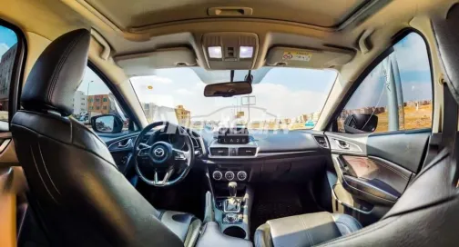 مازدا 3 2017 أبيض مستعملة للبيع - 6