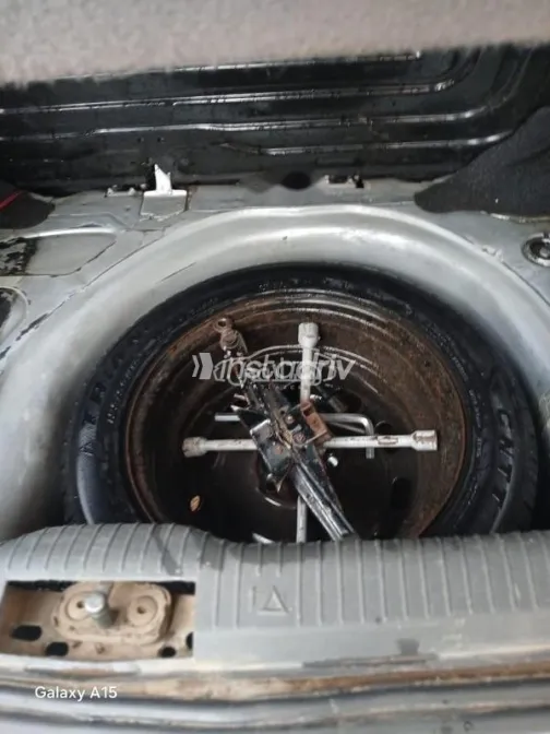 Volkswagen Polo 2004 Silver Used for Sale - 4