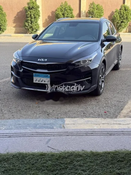Kia Xceed 2022 Black Used for Sale - 7