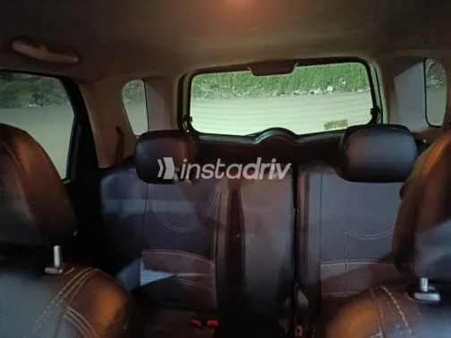 Daihatsu Terios 2016 White Used for Sale - 6