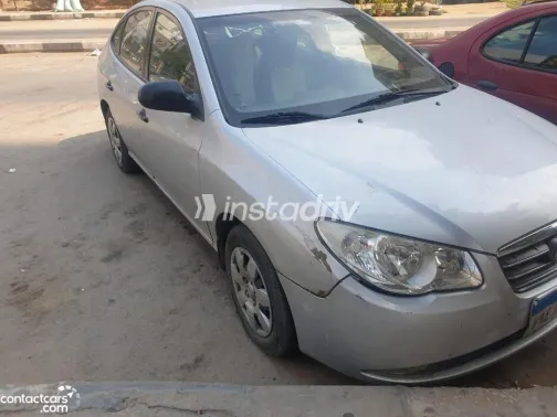 هيونداي إلنترا 2010 أبيض مستعملة للبيع - 6