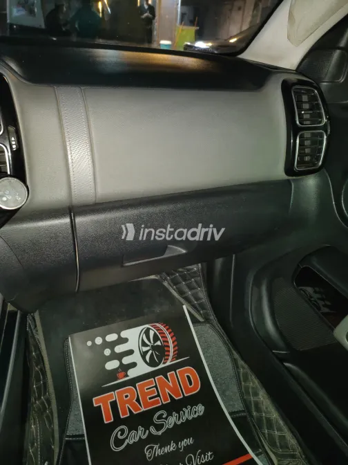 Citroën C5 Aircross 2021 White Used for Sale - 4