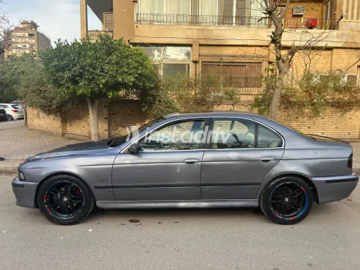 BMW 525 2001 White Used for Sale - 2