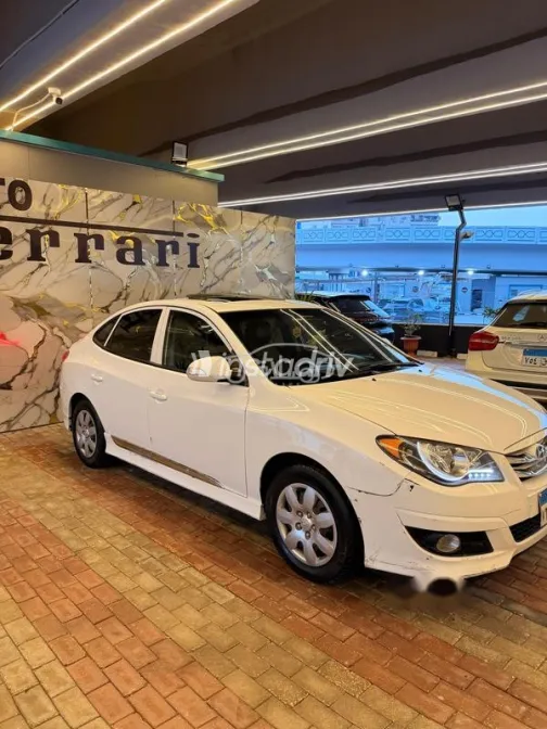 هيونداي إلنترا 2020 أبيض مستعملة للبيع - 2