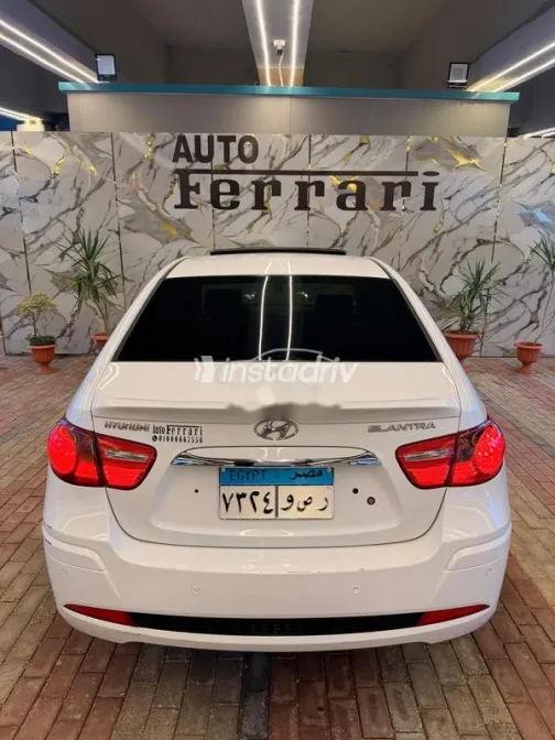 هيونداي إلنترا 2020 أبيض مستعملة للبيع - 7