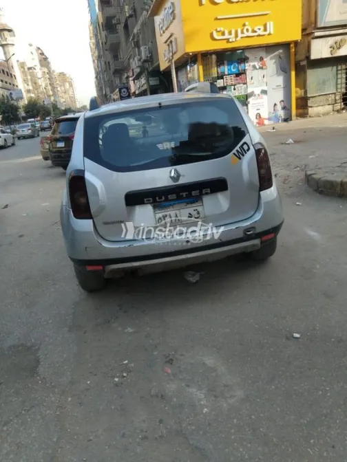 رينو داستر 2011 فضي مستعملة للبيع - 1