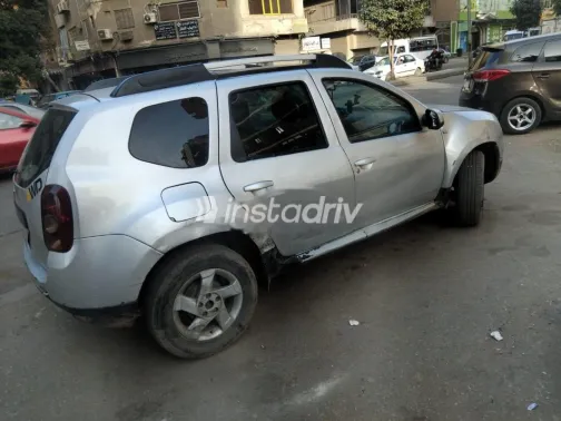 رينو داستر 2011 فضي مستعملة للبيع - 2